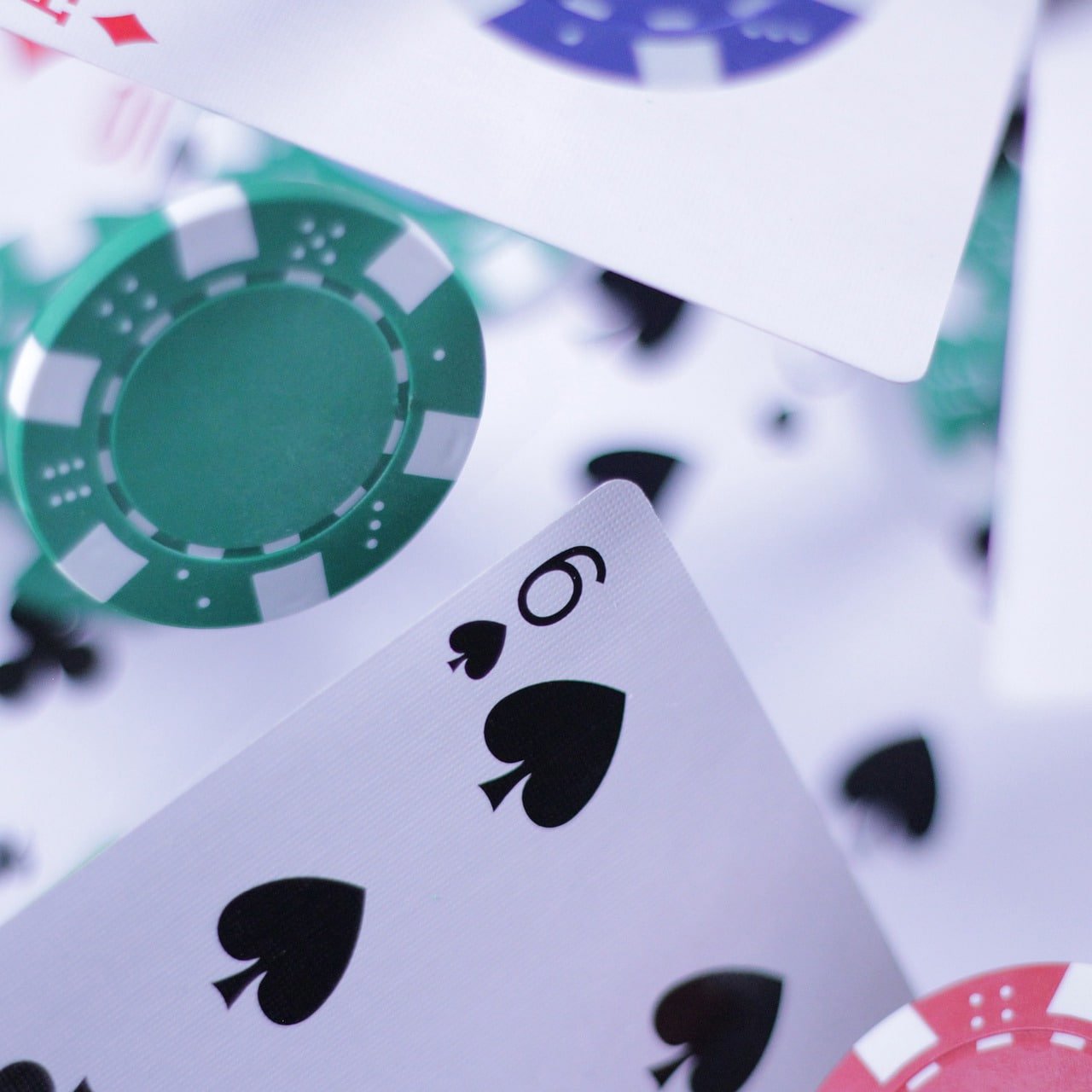 Sury88 Aplikasi fitur taruhan olahraga live casino dan slot tersedia lengkap di perangkat mobile
